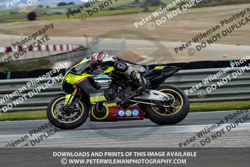 cadwell no limits trackday;cadwell park;cadwell park photographs;cadwell trackday photographs;enduro digital images;event digital images;eventdigitalimages;navarra;no limits trackdays;peter wileman photography;racing digital images;trackday digital images;trackday photos